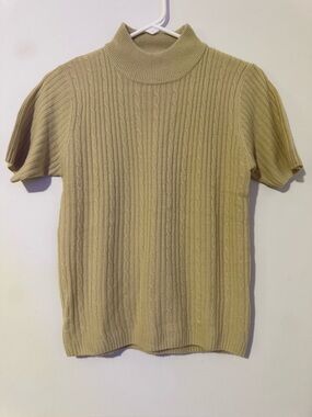 Vintage Carolyn Taylor Beige Short Sleeve Pullover Ribbed Knit Sweater